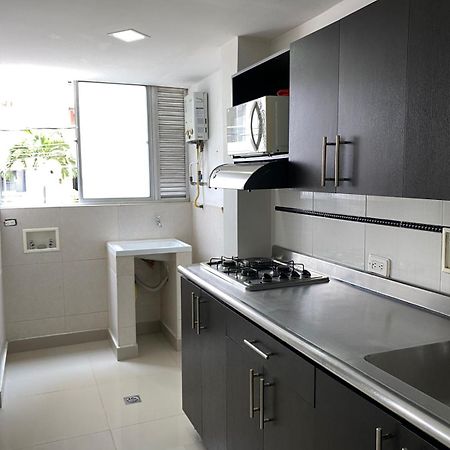 Apartaestudios Laureles Medellín Esterno foto