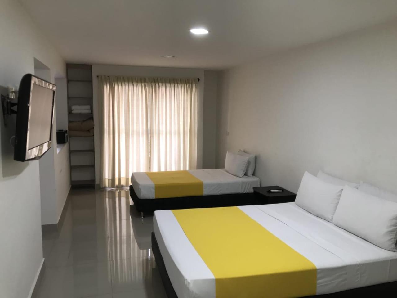 Apartaestudios Laureles Medellín Esterno foto