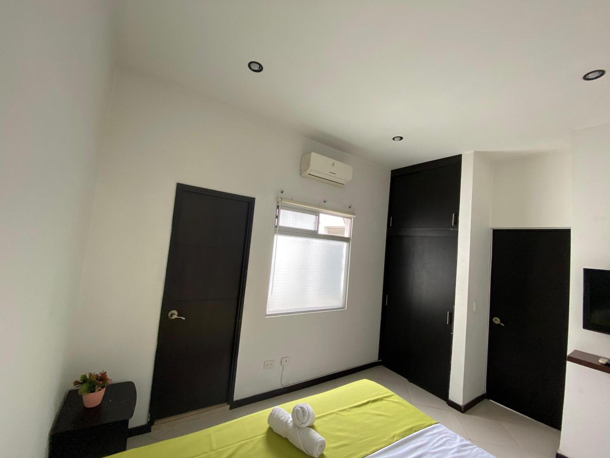 Apartaestudios Laureles Medellín Esterno foto